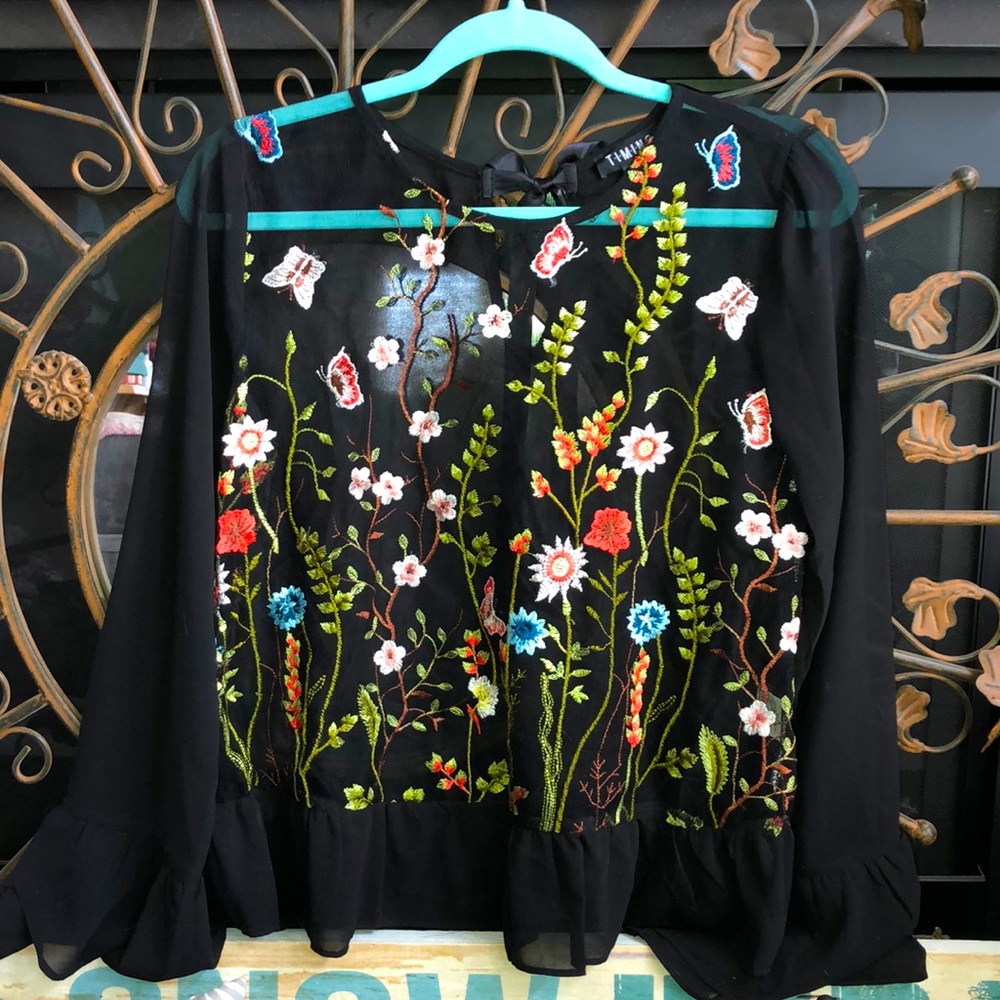 Size Med T•I•M•I•N•G sheer embroidered blouse